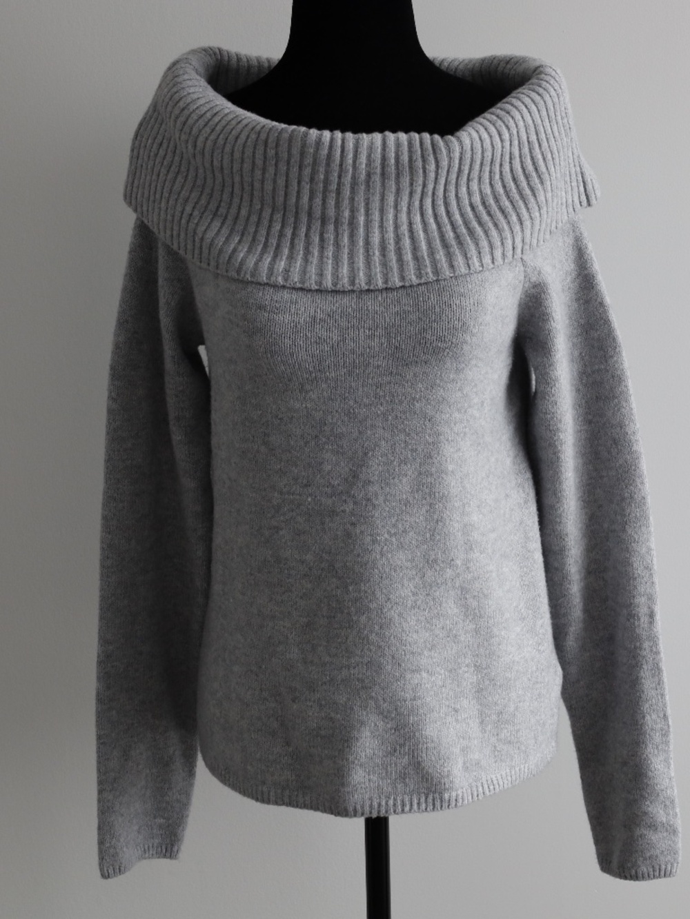 Old Navy Gray Off-the-Shoulder Top